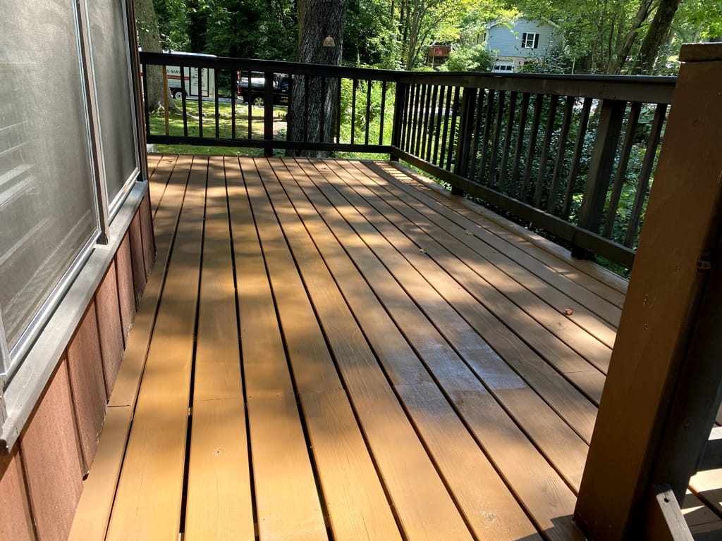 Erin Decking Replacement and Stain.